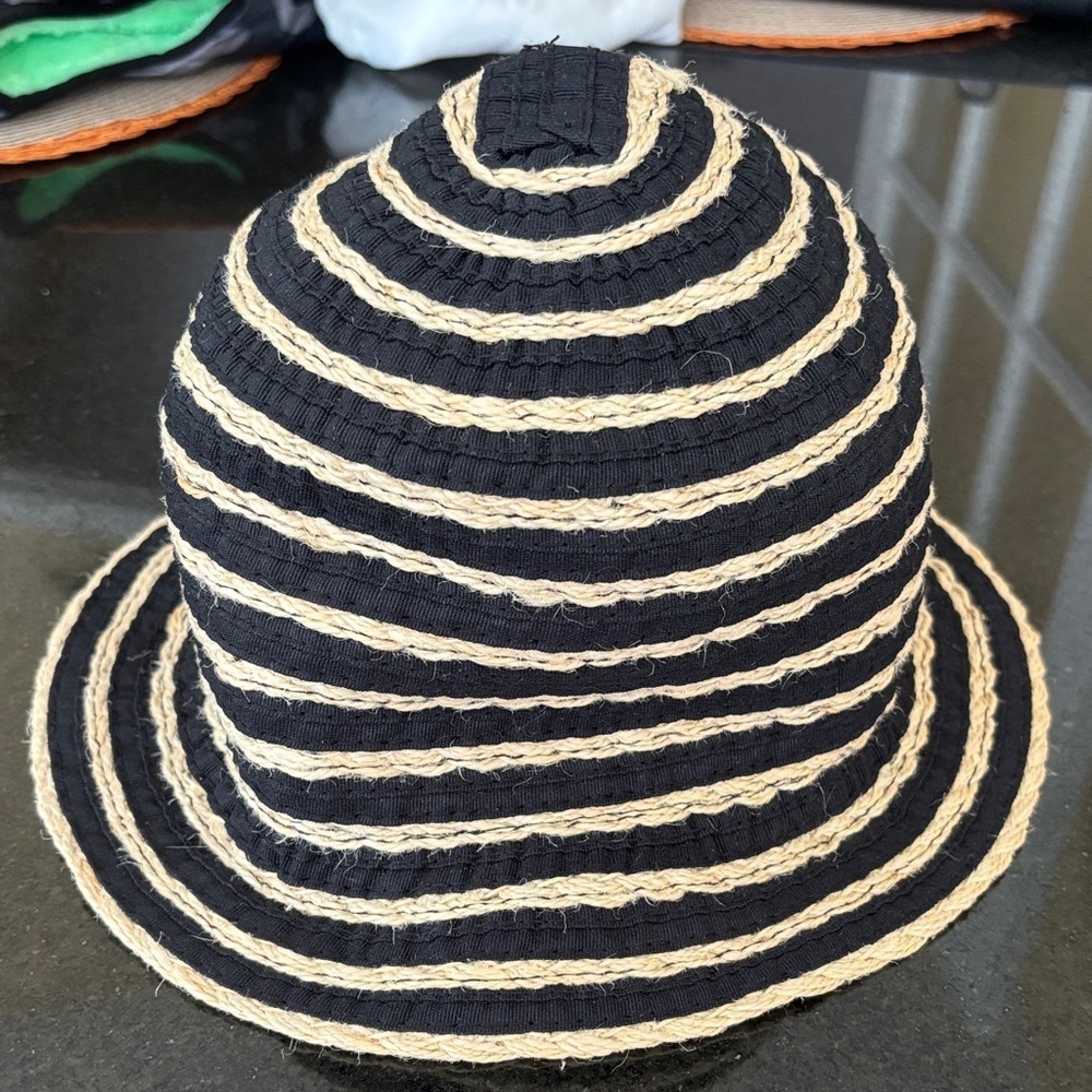 Striped Black Ribbon and Tan Straw 50% Linen 50% Polyester Bucket Hat Size Small